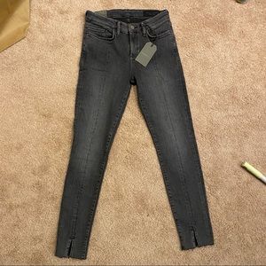 GRACE SPLIT ANKLE SKINNY JEANS Size 28